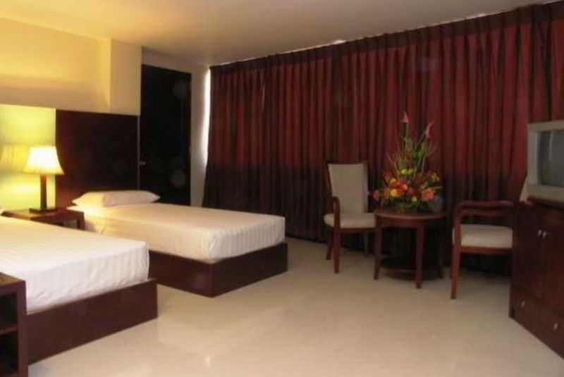 Hotel Fortuna Cebu Esterno foto